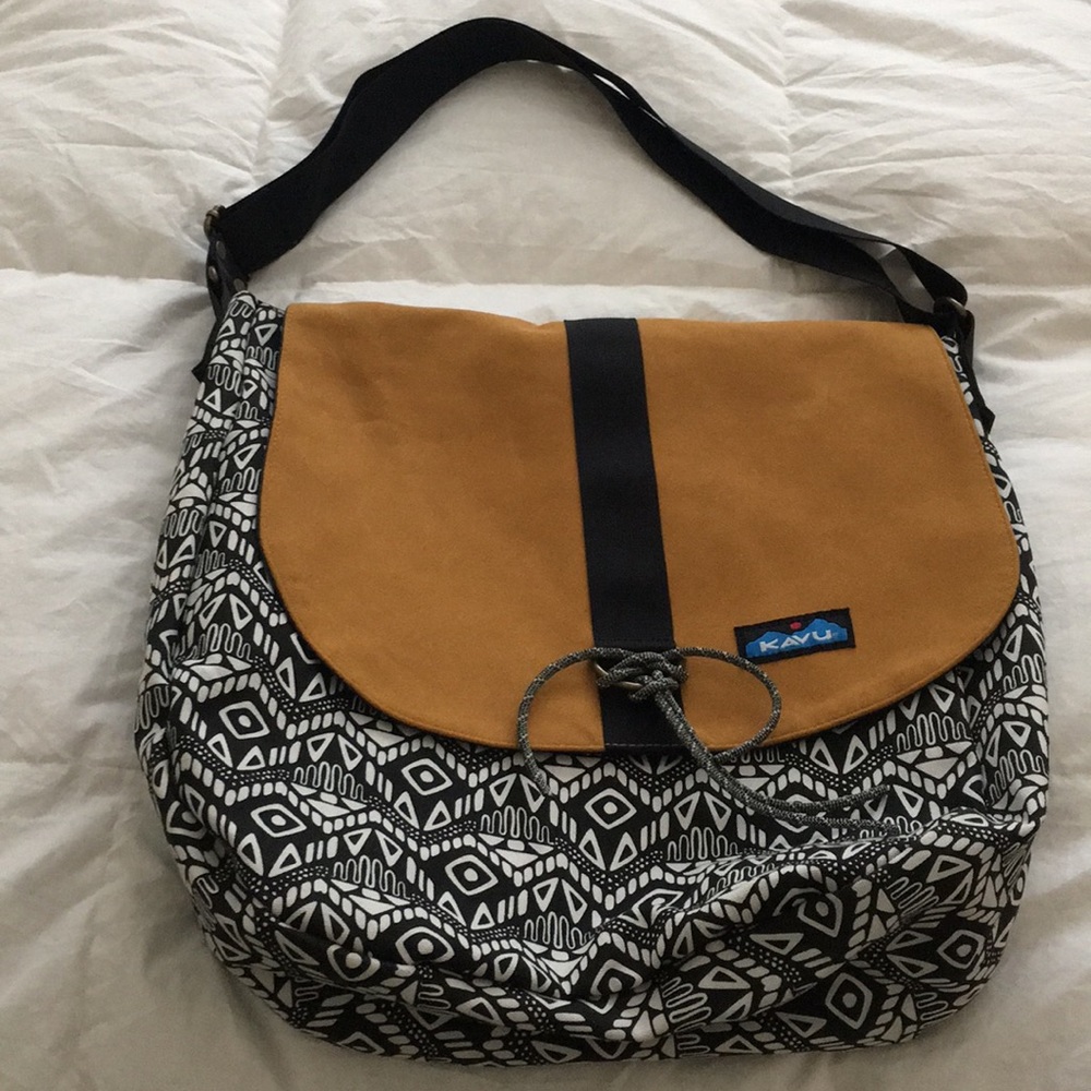 Shoulder bag